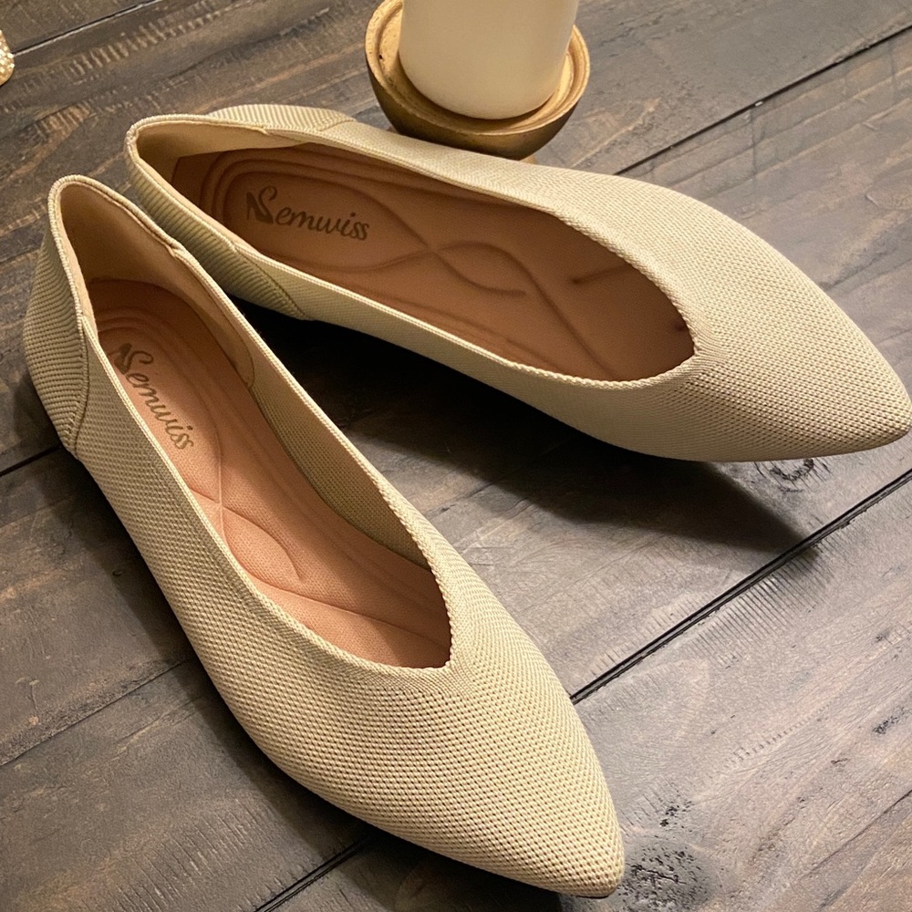 NWOT: Semwiss Women’s Ballet Flats
